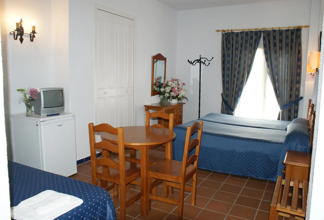 Hostal Puente Del Rey Alojamientos Rocio Donana El Rocio Hostel