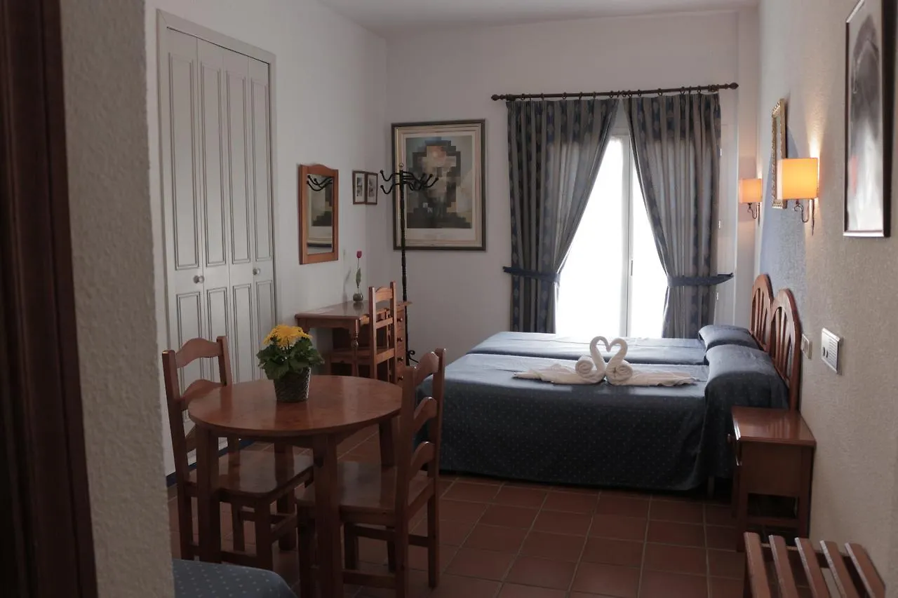 Hostel Hostal Puente Del Rey Alojamientos Rocio Donana El Rocio Spain