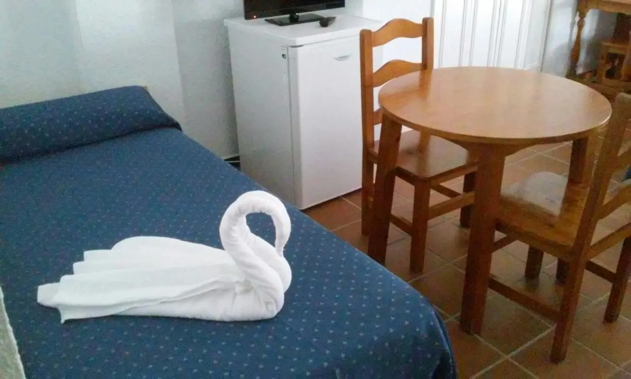 Hostal Puente Del Rey Alojamientos Rocio Donana El Rocio