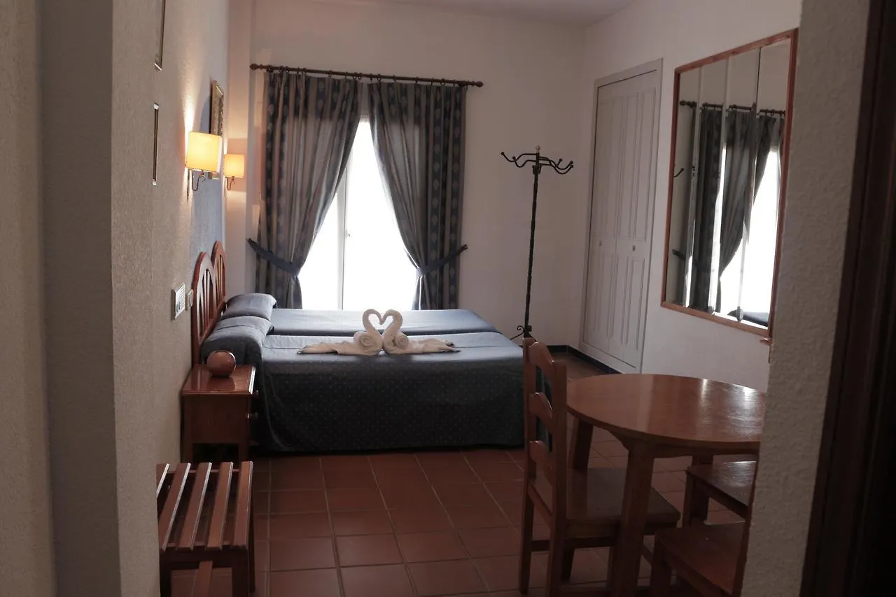 Hostal Puente Del Rey Alojamientos Rocio Donana El Rocio Hostel